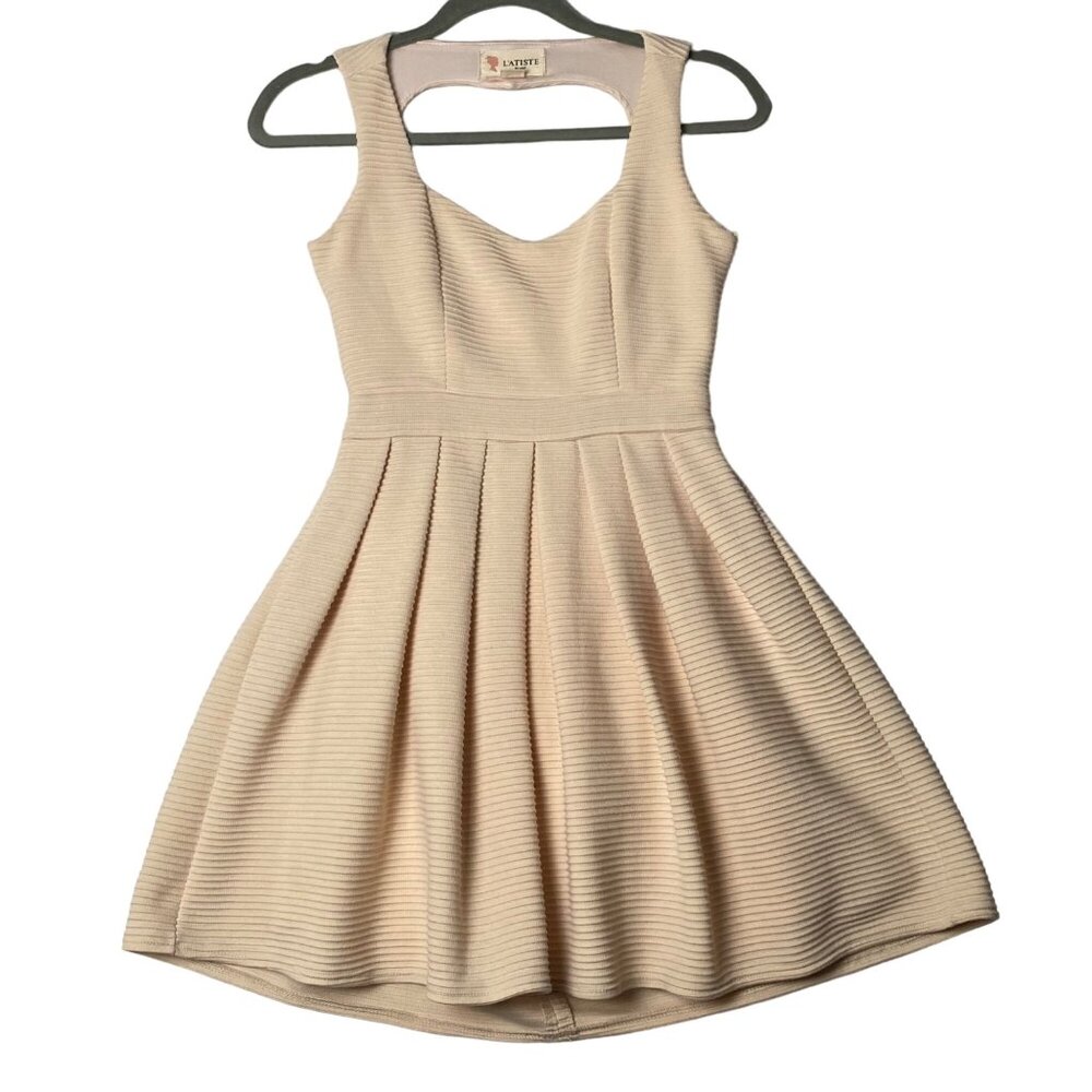 L'ATISTE by Amy‎ Dress Women Sz Small Cut Out Back Fit Flare Sleeveless Beige